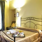 Immagine 8 azienda ALLOGGIO DEI VASSALLI & DAY SPA Viaggi e turismo in Napoli