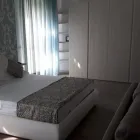 Immagine 7 azienda ARREDATORE A CASA TUA Immobiliare e ristrutturazioni in Ancona