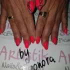 Immagine 3 azienda ARTISTIK NAILS E BEAUTY Servizi di bellezza in Pescara