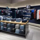 Immagine 4 azienda CALVIN KLEIN JEANS Shopping e acquisti in Rimini