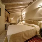 Immagine 3 azienda CANTORI Shopping e acquisti in Camerano AN