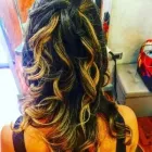 Immagine 7 azienda CAPELLI & BENESSERE DI NICOTRA MARTINO Servizi di bellezza in Catania