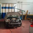 Immagine 7 azienda CARROZZERIA PUNTO UNO Vendita e riparazione parabrezza in Venaria Reale TO