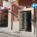 Immagine 1 azienda DIAMOCI DELLE ARIE ARTICOLI PROFESSIONALI PARRUCCHIERI ED ESTETICA - TRUCCATRICE Shopping e acquisti in Taranto