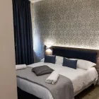 Immagine 2 azienda FAMALU APARTMENTS Viaggi e turismo in Napoli
