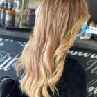 Immagine 3 azienda FLAMINIA HAIR AND BEAUTY Servizi di bellezza in Pescara