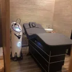 Immagine 1 azienda GMG NAILS BEAUTY CENTER Servizi di bellezza in Napoli
