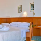 Immagine 3 azienda HOTEL DIPLOMAT MARINE Viaggi e turismo in Cattolica RN
