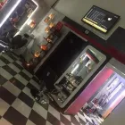 Immagine 4 azienda I.V. LONDON PARRUCCHIERI Servizi di bellezza in Giarre CT