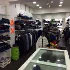Immagine 6 azienda MEDIYACHTING - ABBIGLIAMENTO SPORTWEARS Veicoli in Messina