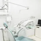 Immagine 2 azienda NOVELLO DR. LEONARDO STUDIO DENTISTICO Salute in Bassano Del Grappa VI
