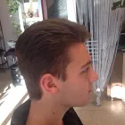 Immagine 2 azienda PER L'UOMO...PARRUCCHIERE Servizi di bellezza in Torino