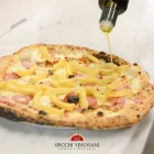 Immagine 2 azienda SPICCHI VESUVIANI Pizzeria in Volla NA