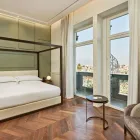 Immagine 10 azienda THE BRITANNIQUE NAPLES, CURIO COLLECTION BY HILTON Viaggi e turismo in Napoli
