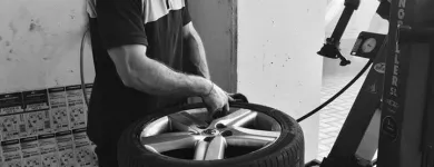 Immagine 2 azienda A E R SERVICE Veicoli in San Giuliano Terme PI