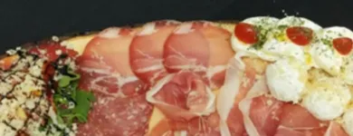 Immagine 3 azienda AGRITURISMO AGRIHOUSE MARISA Viaggi e turismo in Cassano Irpino AV