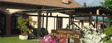 Immagine 3 azienda AGRITURISMO IL VECCHIO FIENILE Viaggi e turismo in Montano Lucino