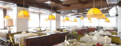 Immagine 1 azienda ALBERGO RISTORANTE CORONA Viaggi e turismo in Lavis TN