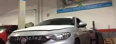 Immagine 5 azienda AUTOCARROZZERIA FIAT LA RISANAUTO Veicoli in Misterbianco CT
