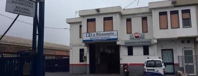 Immagine 6 azienda AUTOCARROZZERIA FIAT LA RISANAUTO Veicoli in Misterbianco CT