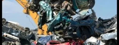 Immagine 2 azienda AUTODEMOLIZIONI PICCOLINO Sfasciacarrozze e demolizione di carcasse in Castiglione A Casauria PE