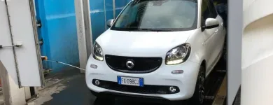 Immagine 1 azienda AUTOLAVAGGIO G. SCOGNAMIGLIO Shopping e acquisti in Napoli