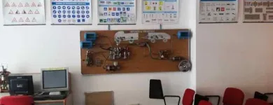 Immagine 1 azienda AUTOSCUOLA EUROPA Servizi professionali in Varese