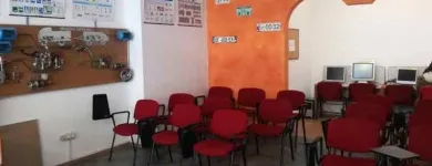 Immagine 2 azienda AUTOSCUOLA EUROPA Servizi professionali in Varese