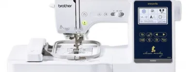 Immagine 3 azienda CALUZZI FRANCO MACCHINE PER CUCIRE Tessuti e materiali tessili in Sassuolo MO