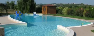 Immagine 2 azienda CAMPANA & OTTAVIANI PISCINE Immobiliare e ristrutturazioni in Bellaria-Igea Marina RN