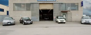 Immagine 2 azienda CARROZZERIA EUROPA RAVENNA Vendita e riparazione parabrezza in Ravenna