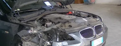 Immagine 7 azienda CARROZZERIA POLI Veicoli in Modena