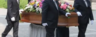 Immagine 2 azienda CENTRO SERVIZI FUNERARI COCCATO & MEZZETTI Servizi professionali in Cornaredo MI