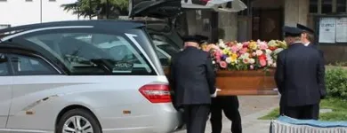 Immagine 3 azienda CENTRO SERVIZI FUNERARI COCCATO & MEZZETTI Servizi professionali in Cornaredo MI
