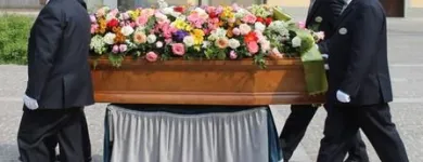 Immagine 5 azienda CENTRO SERVIZI FUNERARI COCCATO & MEZZETTI Servizi professionali in Cornaredo MI