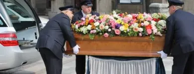 Immagine 7 azienda CENTRO SERVIZI FUNERARI COCCATO & MEZZETTI Servizi professionali in Cornaredo MI
