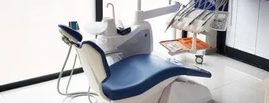 Immagine 1 azienda DENTISTA PISA - IRIS COMPAGNIA ODONTOIATRICA Salute in Pisa