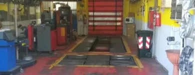Immagine 1 azienda DI CAROLO ALESSANDRO - PNEUMATICI REVISIONI AUTORIPARAZIONI Veicoli in Torino
