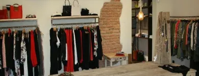 Immagine 3 azienda DRESS CODE VERONA Shopping e acquisti in Verona