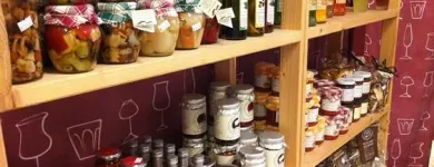 Immagine 4 azienda ENOTECA DIVINO INVINO Negozio di vini in Gallarate VA