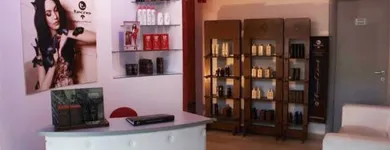 Immagine 6 azienda ERRE PARRUCCHIERI - SALONE BIO NATURALE Servizi di bellezza in Pescara