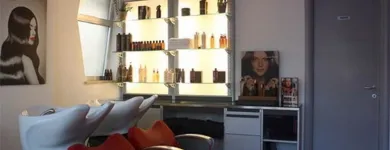 Immagine 8 azienda ERRE PARRUCCHIERI - SALONE BIO NATURALE Servizi di bellezza in Pescara