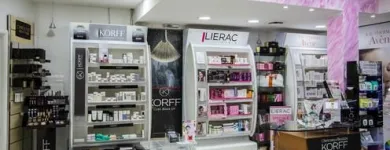 Immagine 5 azienda FARMACIA DELLO IACOVO DR. COSIMO Shopping e acquisti in Casoria NA