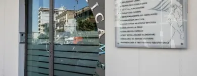 Immagine 16 azienda FARMACIA DELLO IACOVO DR. COSIMO Shopping e acquisti in Casoria NA