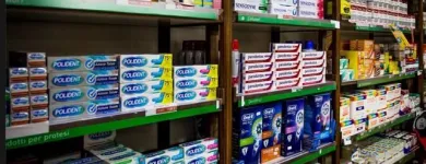 Immagine 1 azienda FARMACIA PARAVIZZINI Shopping e acquisti in Siracusa