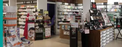 Immagine 1 azienda FARMACIA SAN GIOVANNI - DR. VALLA L. P. CAVALLINI Shopping e acquisti in Camerano AN