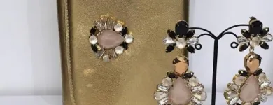 Immagine 1 azienda GEMAVÌ BIJOUX Trofei e distintivi in Napoli