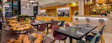 Immagine 12 azienda HOLIDAY INN BOLOGNA - FIERA Viaggi e turismo in Bologna
