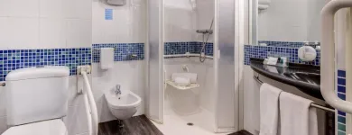 Immagine 26 azienda HOLIDAY INN BOLOGNA - FIERA Viaggi e turismo in Bologna