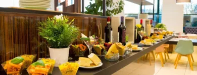 Immagine 64 azienda HOLIDAY INN BOLOGNA - FIERA Viaggi e turismo in Bologna